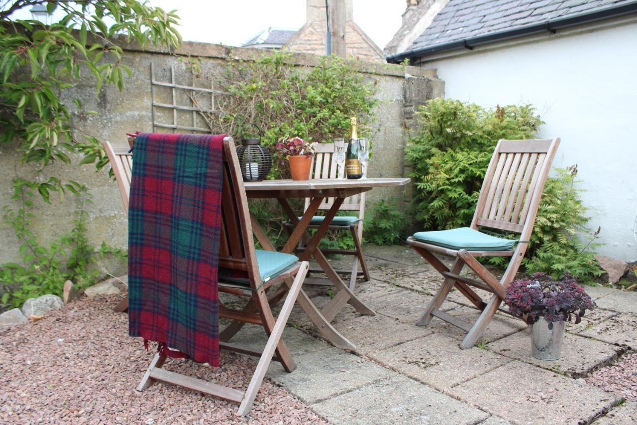 Ceol Na Mara Cottage By The Sea Nairn Exterior photo